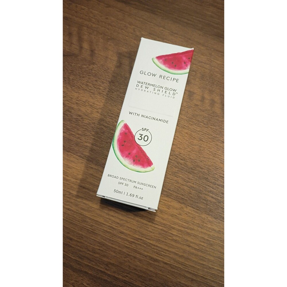 Glow recipe watermelon glow sunscreen spf 30